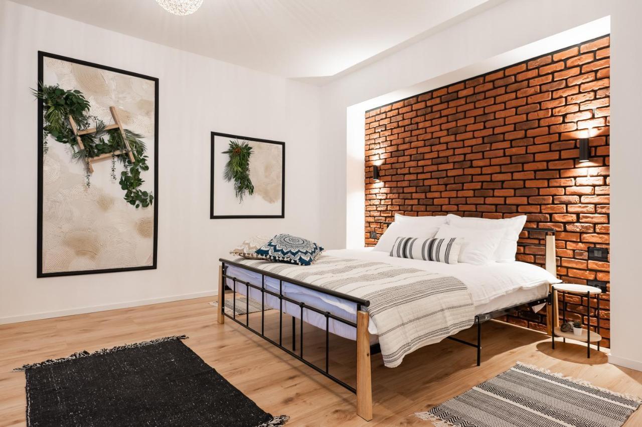 Comfee - Ultracentral * Brasov
